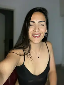 alessandra-a online show from December 31, 2024, 3:34 am