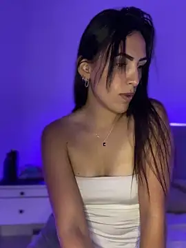 alessandra-a online show from January 19, 2025, 10:39 pm