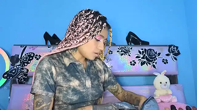 Snapshot of gabbiefoxthx chatting on January 26, 2025, 10:23 am gabbiefoxthx online show from January 26, 2025, 10:23 am