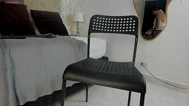 Snapshot of amatista__smith chatting on November 15, 2025, 9:11 pm amatista smith online show from November 15, 2025, 9:11 pm