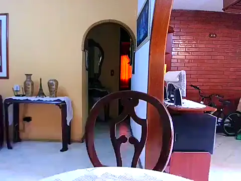 Snapshot of singlemom4 chatting on October 8, 2025, 7:11 pm singlemom4 online show from October 8, 2025, 7:11 pm