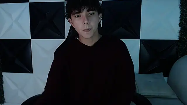 Snapshot of Dani_cumboy chatting on December 14, 2024, 2:56 am Dani cumboy online show from December 14, 2024, 2:56 am