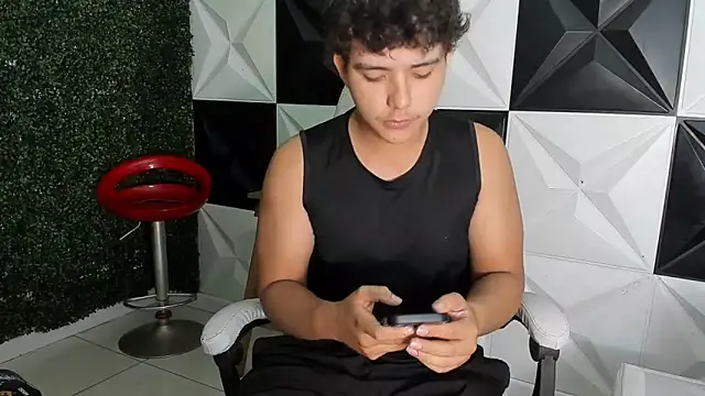 Dani cumboy online show from December 16, 2025, 1:16 pm