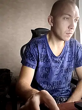 MityaXLoves online show from December 5, 2025, 5:27 am