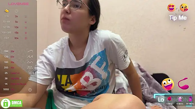 Snapshot of the_princese chatting on February 2, 2025, 5:26 pm the princese online show from February 2, 2025, 5:26 pm