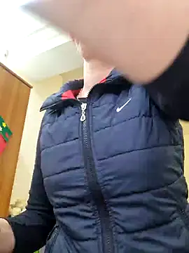 Evadesirex46 online show from December 24, 2024, 10:55 am