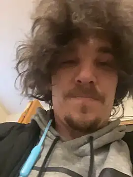 Snapshot of Lilsmokeshow017 chatting on January 17, 2025, 8:33 pm Lilsmokeshow017 online show from January 17, 2025, 8:33 pm