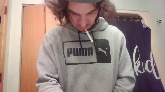 Snapshot of Lilsmokeshow017 chatting on March 23, 2025, 8:26 am Lilsmokeshow017 online show from March 23, 2025, 8:26 am