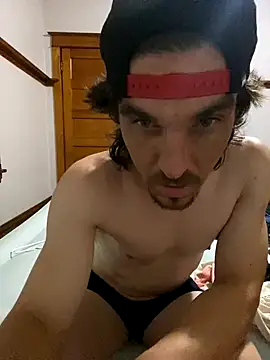 Snapshot of Lilsmokeshow017 chatting on September 17, 2025, 4:36 am Lilsmokeshow017 online show from September 17, 2025, 4:36 am