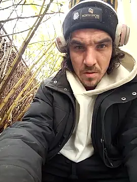 Snapshot of Lilsmokeshow017 chatting on November 4, 2025, 4:39 pm Lilsmokeshow017 online show from November 4, 2025, 4:39 pm