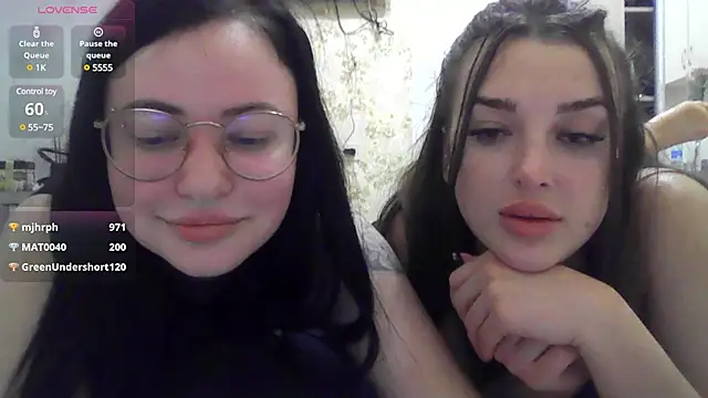 German Eva online show from March 11, 2025, 5:02 pm