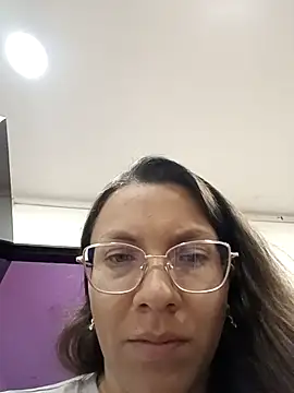 Snapshot of karlamorris_ chatting on October 1, 2025, 1:39 pm karlamorris online show from October 1, 2025, 1:39 pm