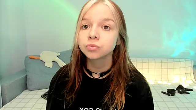 Snapshot of crystal_lilith chatting on December 7, 2024, 6:21 am crystal lilith online show from December 7, 2024, 6:21 am