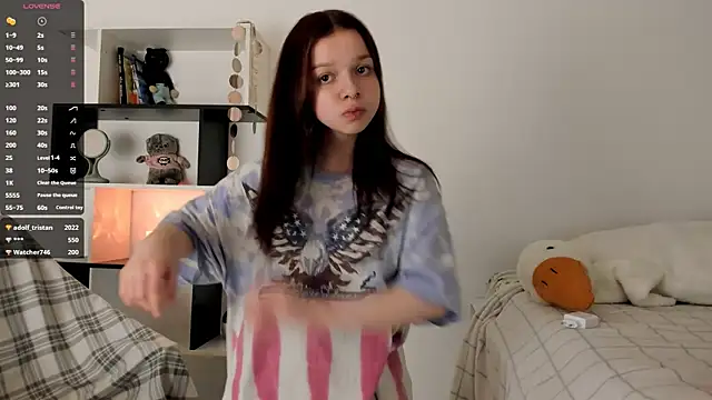 Snapshot of crystal_lilith chatting on March 17, 2025, 6:07 am crystal lilith online show from March 17, 2025, 6:07 am