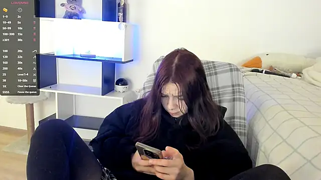 Snapshot of crystal_lilith chatting on March 18, 2025, 8:04 pm crystal lilith online show from March 18, 2025, 8:04 pm