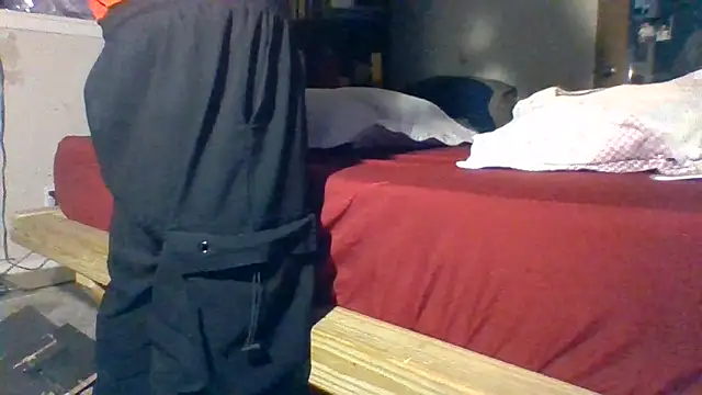 Houstonslong1 online show from November 14, 2025, 12:26 pm