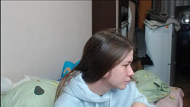 leila bambi  online show from January 15, 2025, 4:21 pm