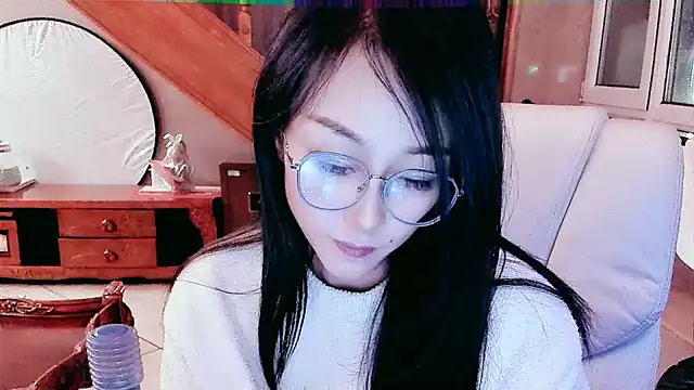 NIAN-er online show from February 21, 2025, 1:11 pm