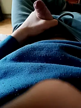 NudeYogaBoy online show from February 5, 2025, 1:33 pm