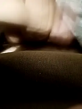 Snapshot of NudeYogaBoy chatting on February 10, 2025, 4:58 pm NudeYogaBoy online show from February 10, 2025, 4:58 pm