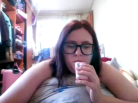 DesireMelissa online show from October 19, 2025, 12:39 pm