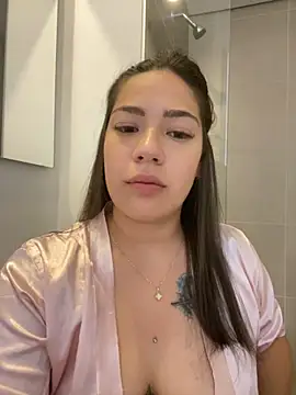 Snapshot of Latina_vanessa chatting on January 12, 2025, 9:29 pm Latina vanessa online show from January 12, 2025, 9:29 pm