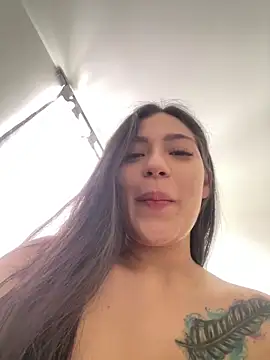 Snapshot of Latina_vanessa chatting on September 20, 2025, 3:02 pm Latina vanessa online show from September 20, 2025, 3:02 pm