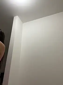 Snapshot of Latina_vanessa chatting on November 24, 2025, 2:11 am Latina vanessa online show from November 24, 2025, 2:11 am