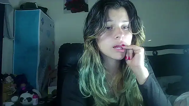 Elith 20 online show from March 16, 2025, 8:32 am