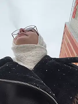 RinaCat online show from December 31, 2024, 5:22 am