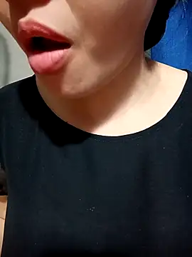 Hana love20 online show from October 28, 2025, 5:11 am