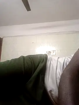 TamizhanKishwin7 online show from December 16, 2025, 12:26 am