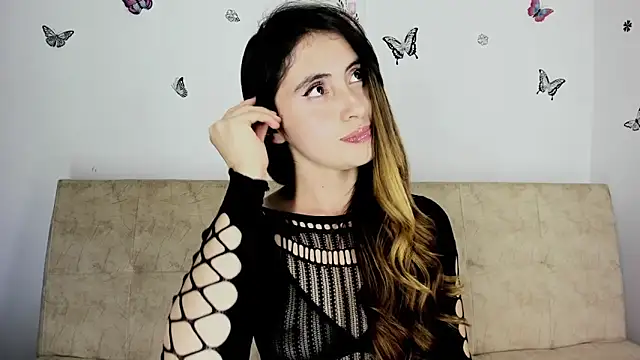 Snapshot of Nicol_Swift_ chatting on January 11, 2025, 2:41 am Nicol Swift online show from January 11, 2025, 2:41 am