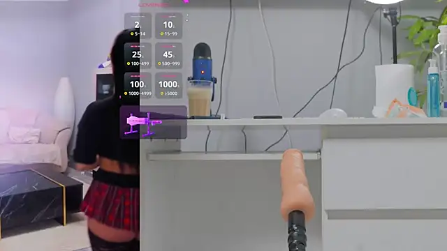 Snapshot of luckyalice_ chatting on September 11, 2025, 7:03 pm luckyalice  online show from September 11, 2025, 7:03 pm