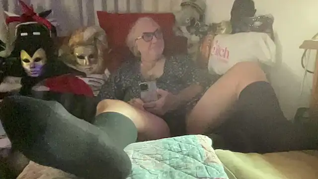 EroticVenetian online show from December 3, 2025, 7:38 am