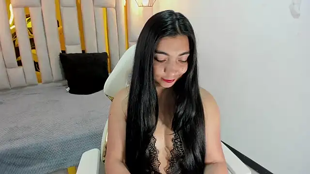 Snapshot of Karla_hernandez_ chatting on January 24, 2025, 11:26 am Karla hernandez online show from January 24, 2025, 11:26 am