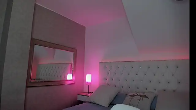 keyla  ross online show from December 16, 2024, 7:43 pm