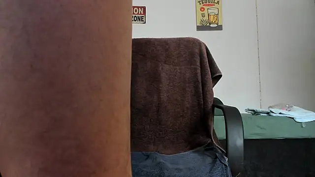 TristanWoods online show from February 7, 2025, 4:14 pm