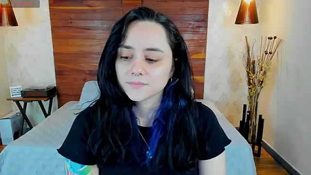 Snapshot of KatherineBond chatting on January 31, 2025, 9:16 pm KatherineBond online show from January 31, 2025, 9:16 pm