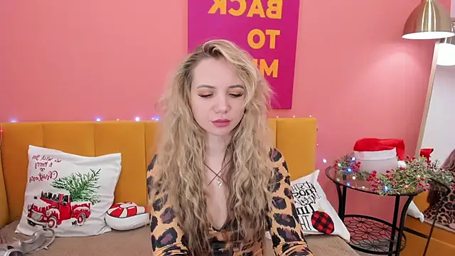 EvaMoran online show from January 11, 2025, 8:11 am