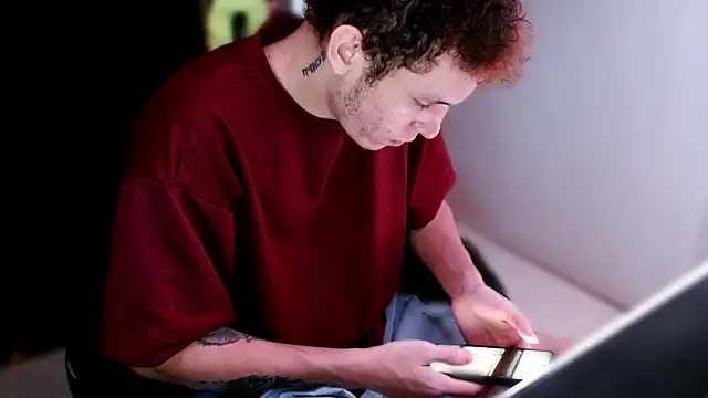 deividcloud36 online show from November 9, 2025, 9:13 pm