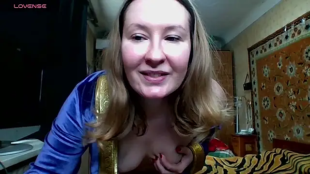 Snapshot of AnnaXLovers chatting on February 28, 2025, 9:36 am AnnaXLovers online show from February 28, 2025, 9:36 am