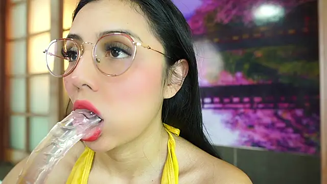 miss lizith online show from November 7, 2025, 11:10 am