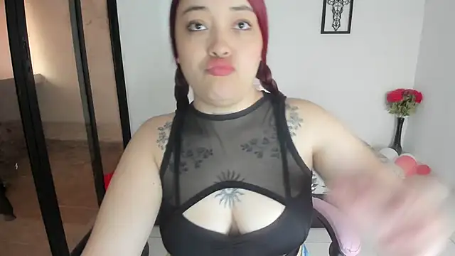 julinee smithh online show from October 29, 2025, 12:40 pm