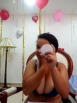 Snapshot of _Miaaleon chatting on February 12, 2025, 1:16 pm Miaaleon online show from February 12, 2025, 1:16 pm