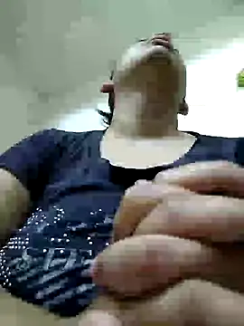 Snapshot of _Miaaleon chatting on March 15, 2025, 10:46 am Miaaleon online show from March 15, 2025, 10:46 am