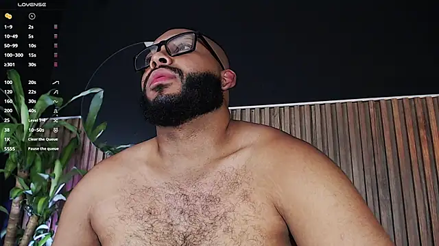 Snapshot of DilanJonnes_ chatting on December 5, 2024, 12:08 am DilanJonnes  online show from December 5, 2024, 12:08 am