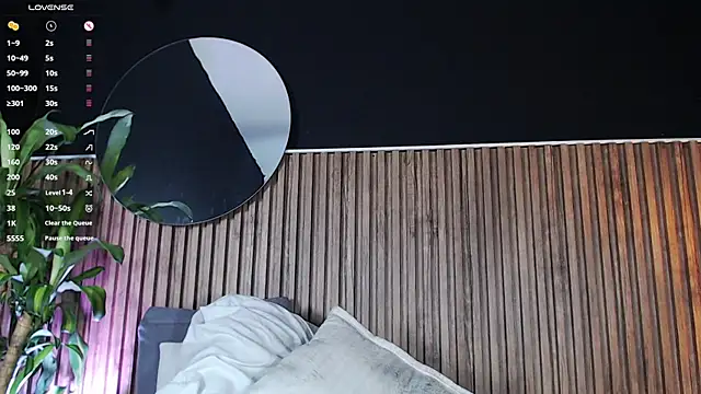 Snapshot of DilanJonnes_ chatting on December 5, 2024, 3:15 am DilanJonnes  online show from December 5, 2024, 3:15 am