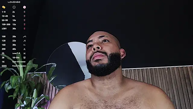 Snapshot of DilanJonnes_ chatting on December 15, 2024, 2:41 am DilanJonnes  online show from December 15, 2024, 2:41 am