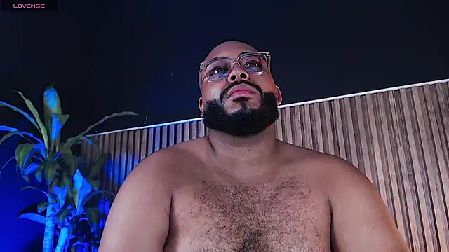 Snapshot of DilanJonnes_ chatting on January 23, 2025, 10:44 pm DilanJonnes  online show from January 23, 2025, 10:44 pm